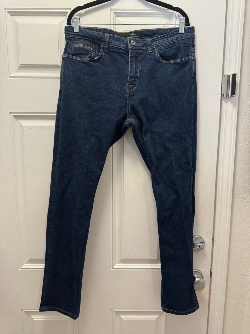 Zara Women's Dark Blue Slim Straight Jeans 0073